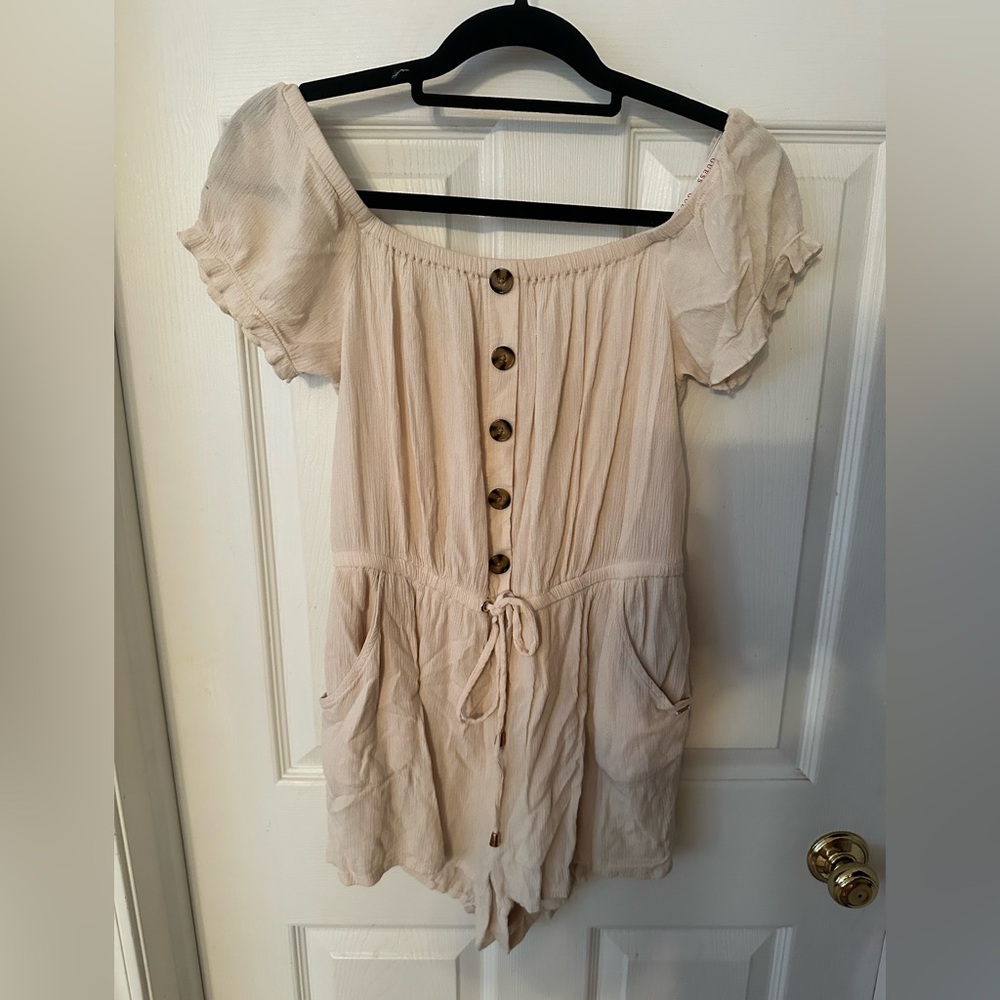 Guess Cream Off-Shoulder Romper with drawstring waist size small